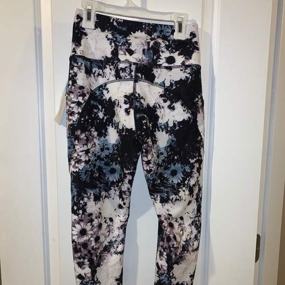 Marika floral yoga pants - Picture 2 of 2